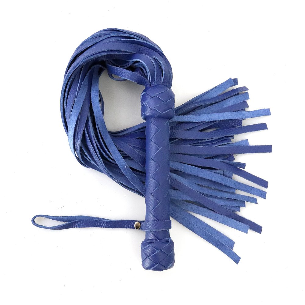 MarquiseDeBliss Genuine Leather Handcrafted Gentle Horse Whip - Thick Equestrian Training and Riding Essential - Riding Tools (27.6 Inches, Sea Blue)