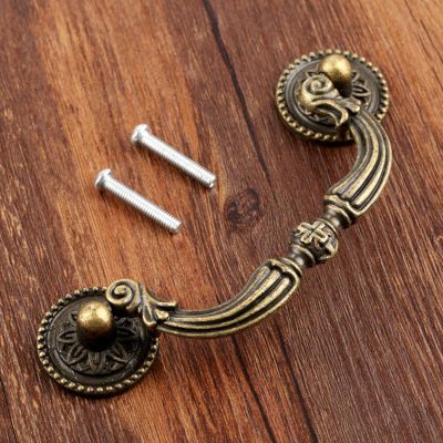 Southst Vintage European Style Furniture Handle Wood Wine Box Cupboard Drawer Knob Handles Pulls Furniture Hardware 125x45mm