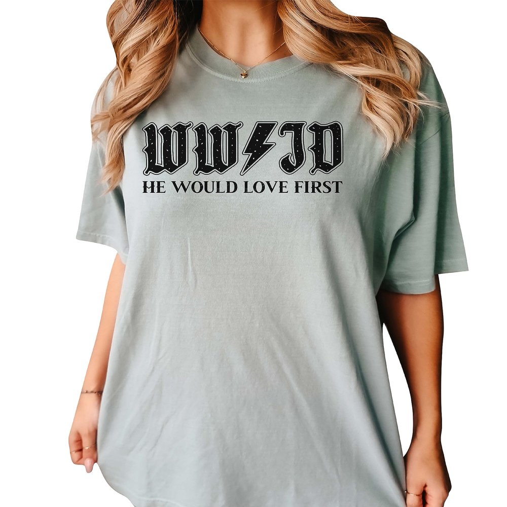 Vintage WWJD Shirt What Would Jesus Do He Would Love First T-Shirt Christian Religious #00108_20