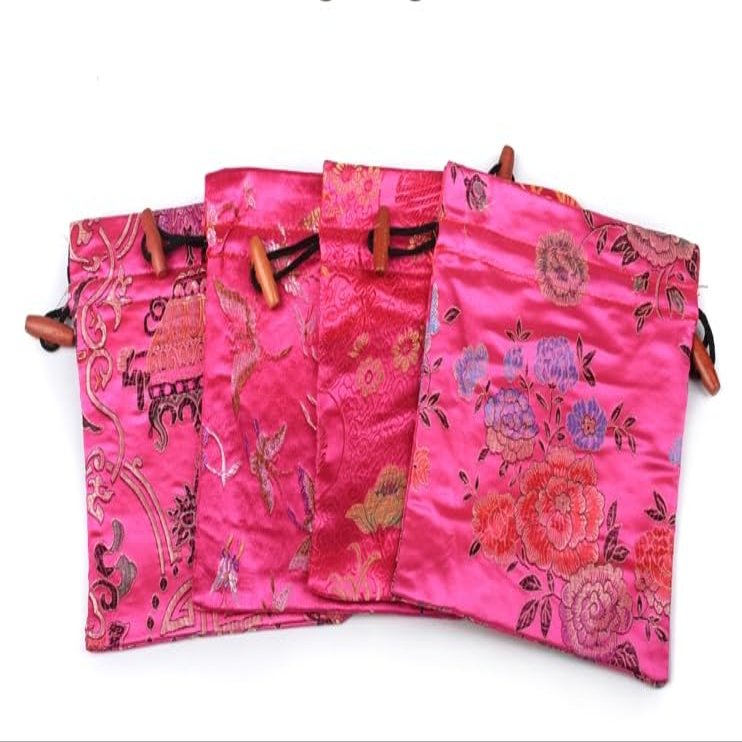 6x7" 10 Pack Sweet & Chic Reusable Wedding Favor Pouch  Large Elegant Silk Brocade Drawstring Bag for Candy, Chocolates & Soap  Luxury Guest Gift Packaging for Bridal Shower & Engagement Party