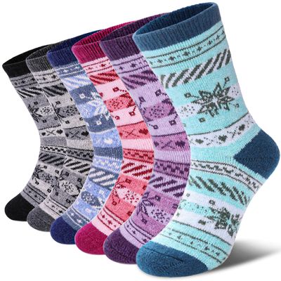 DOSKONI Kids Merino Wool Hiking Socks for Boys Girls Toddlers Thermal Winter Warm Thick Crew Boot Snowboarding Gift Socks 6 Pairs Snowflake B,8-12 Year Old