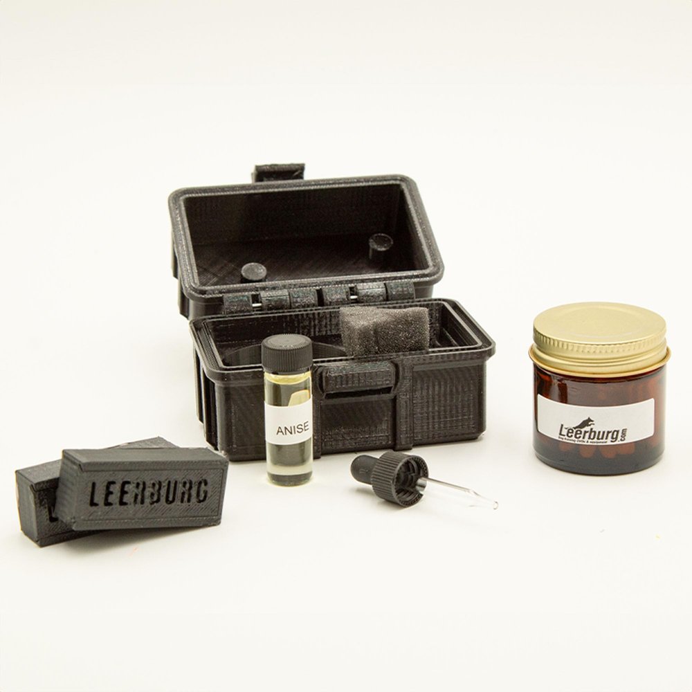 Leerburg 1 Odor Scent Work Kits - Earth Magnetic Odor Box - Anise, Clove, Cypress, Myrhh, Pine, Sweet Birch, Vetiver, Wintergreen, No Odor (Black)