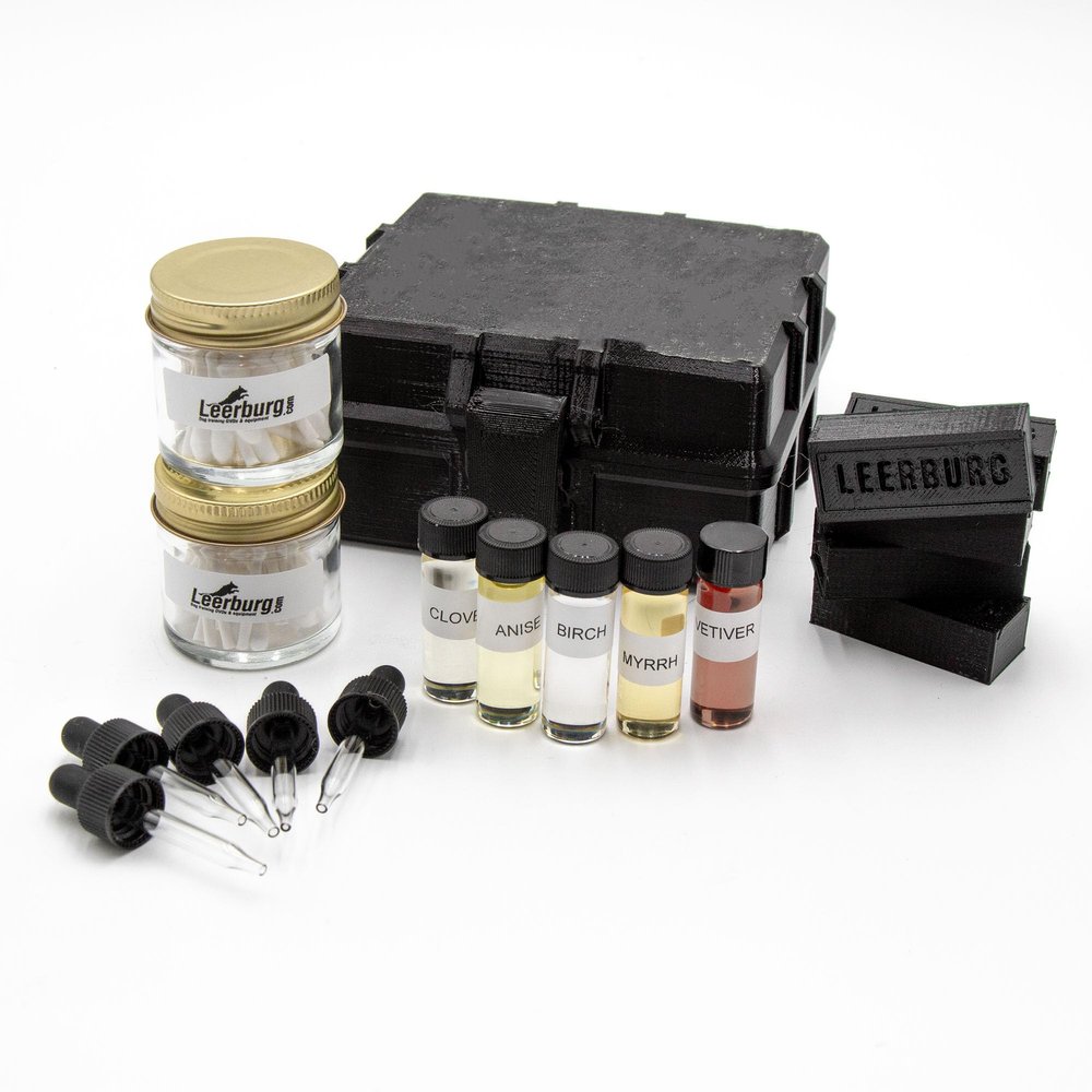 Leerburg UKC - Dog Scent Work Training Kit UKC Multi Odor Scent Kit (Black) - Anise, Birch, Clove, Myrrh, Vetiver