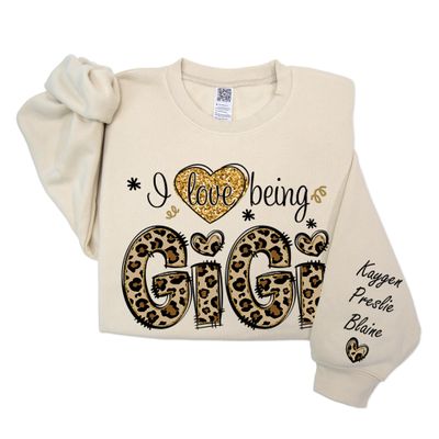 GODMERCH I Love Being Gigi Sweatshirt, Personalized Nickname Grandma with Kid Names on Sleeve Shirt, Custom Mothers Day Gigi Gifts for Grandma