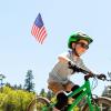 BESPORTBLE 1 Set Bike Safety Flag with Pole Adjustable Height Heavy Duty Fiberglass Pole Safety Flag American Flag with Bracket for Kids Bike view 4