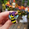 Kolorspun Golf Ball Marker with Magnetic Hat Clip (Beewitched Bee Witch) view 2