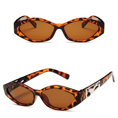 MUTYNE Retro Rectangle Sunglasses Women Vintage Small Frame Sun Glasses Ladies Classic Black Square,C1,One size