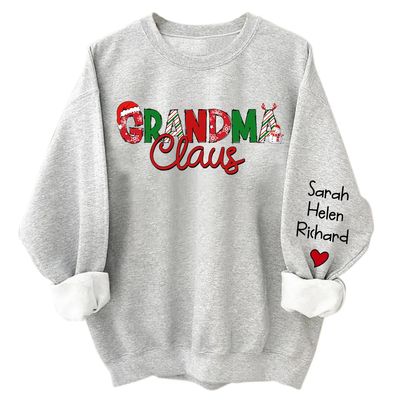 LASFOUR Personalized Grandma Christmas Sweatshirts with Grandkids Names, Customized Grandma Crewneck Sweatshirt for Women