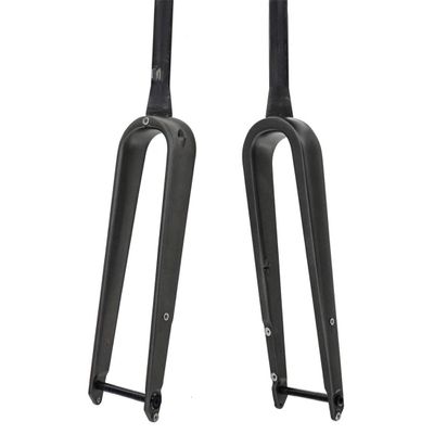 700C Carbon Rigid Fork Gravel Road Bike Fork Disc Brake 12 * 100mm Thru Axle Front Fork 1-1/2 Tapered with Shelf Hole