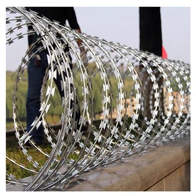 Galvanized Razor Wire, Stainless Steel Razor Barbed Wire, Anti-Climbing Barbed Wire, Fence Stretched Ribbon Barbed Wire Coils for Farm, Fence, Garden (Color : Silver-45cm, Size : 25m)