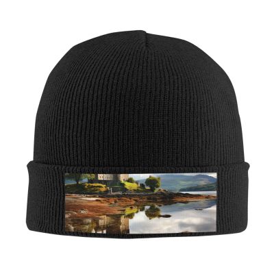 Knit Slouchy Beanie Hats for Men Women Scotland Castle Water Lake Warm Cozy Knitted Cuffed Cap Winter Thick Ski Cap Black