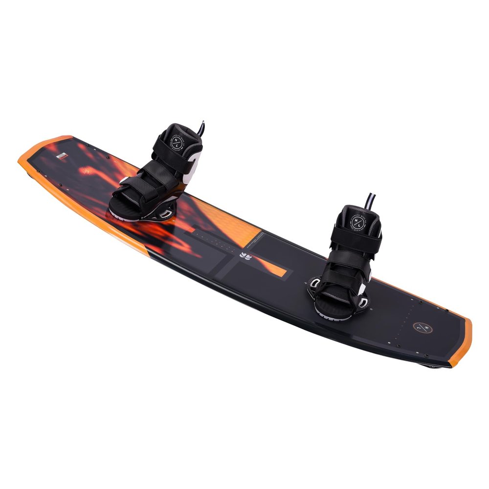 Hyperlite Baseline w/ Formula 141cm (Size 7-10.5) Wakeboard Package