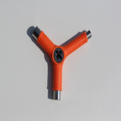 Boardparadise Social Skate Tool Threader Red