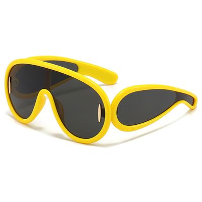 ALKAHE Oversized Pilot Sunglasses No Polarized Women Men Flat Top One Piece Frame Cycling Driving Sports Sun Glasses Yellow Frame Grey Lens