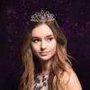 Andersons Gold Odessa Rhinestone Tiara, 2 3/4 Inch Gold Metal Crown with Clear Faux Diamonds for Prom, Homecoming Queen, Wedding Bridal Party, Sweet 16, Quinceaera, Birthday, Pageant, Anniversary, Theater Costume Accessory view 2