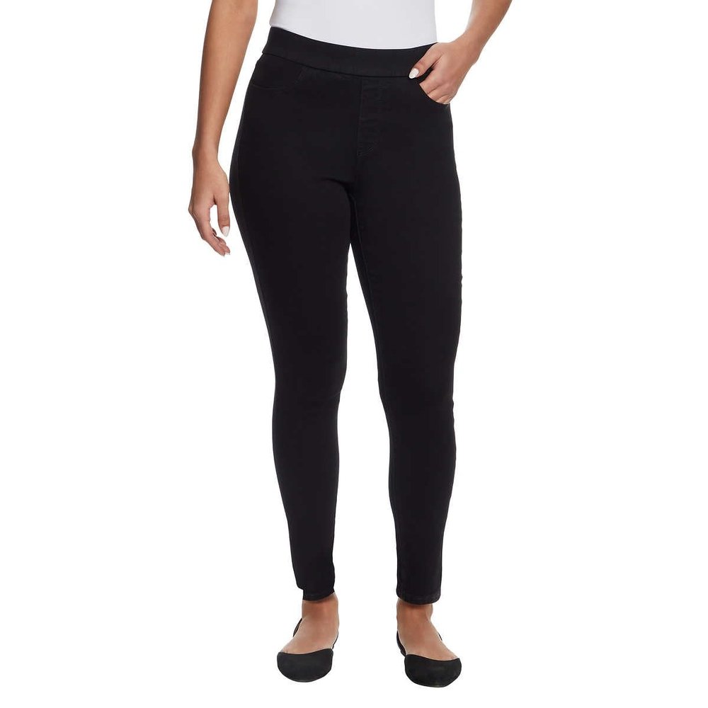 Gloria Vanderbilt Ladies Capri, High Rise Front Button and Zipper Closure 5 Pocket Women Capri Jeans - Dark Blue 18