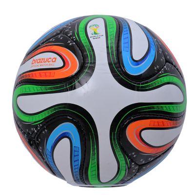 Replica World Cup 2014 Brazil Final Match Ball Size 5 Soccer Ball Made from Rexine for Soccer Fans