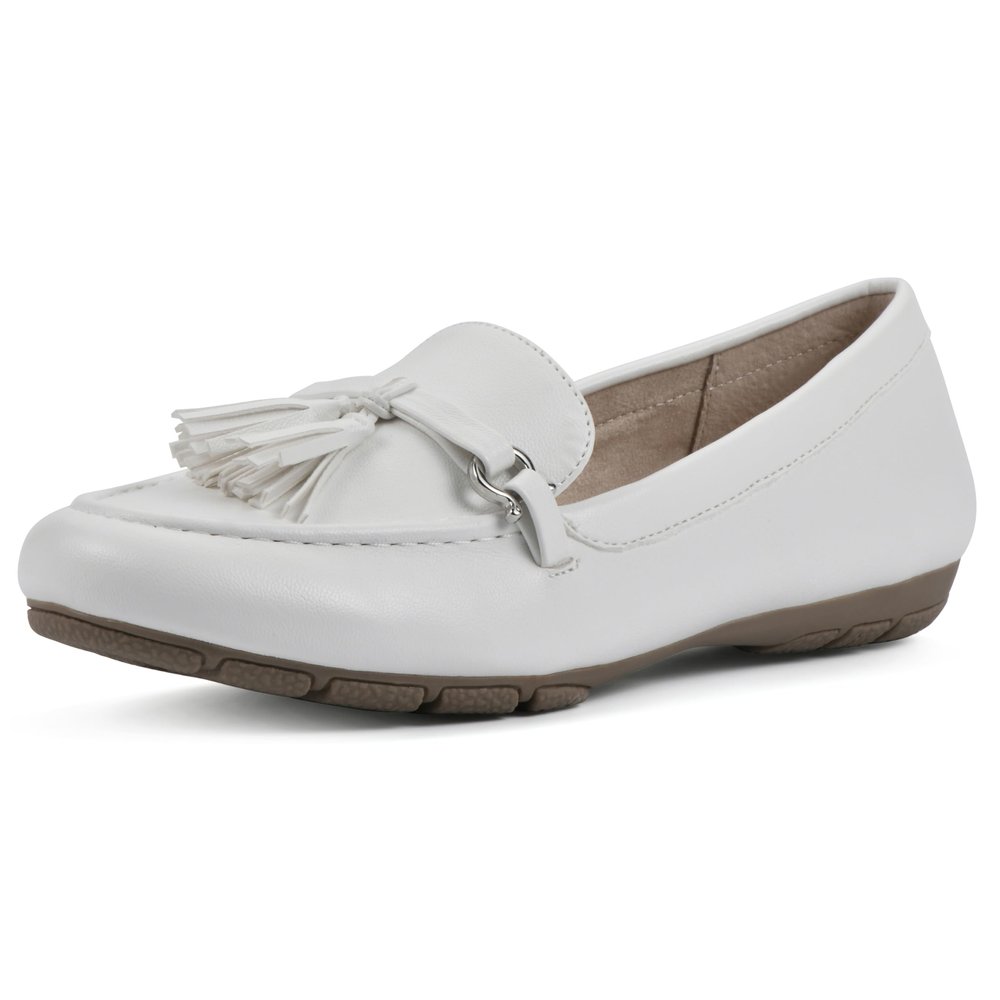 CLIFFS BY WHITE MOUNTAIN Women's Gush Driving Moccasin Loafer Flat, White/Smooth, 9 M