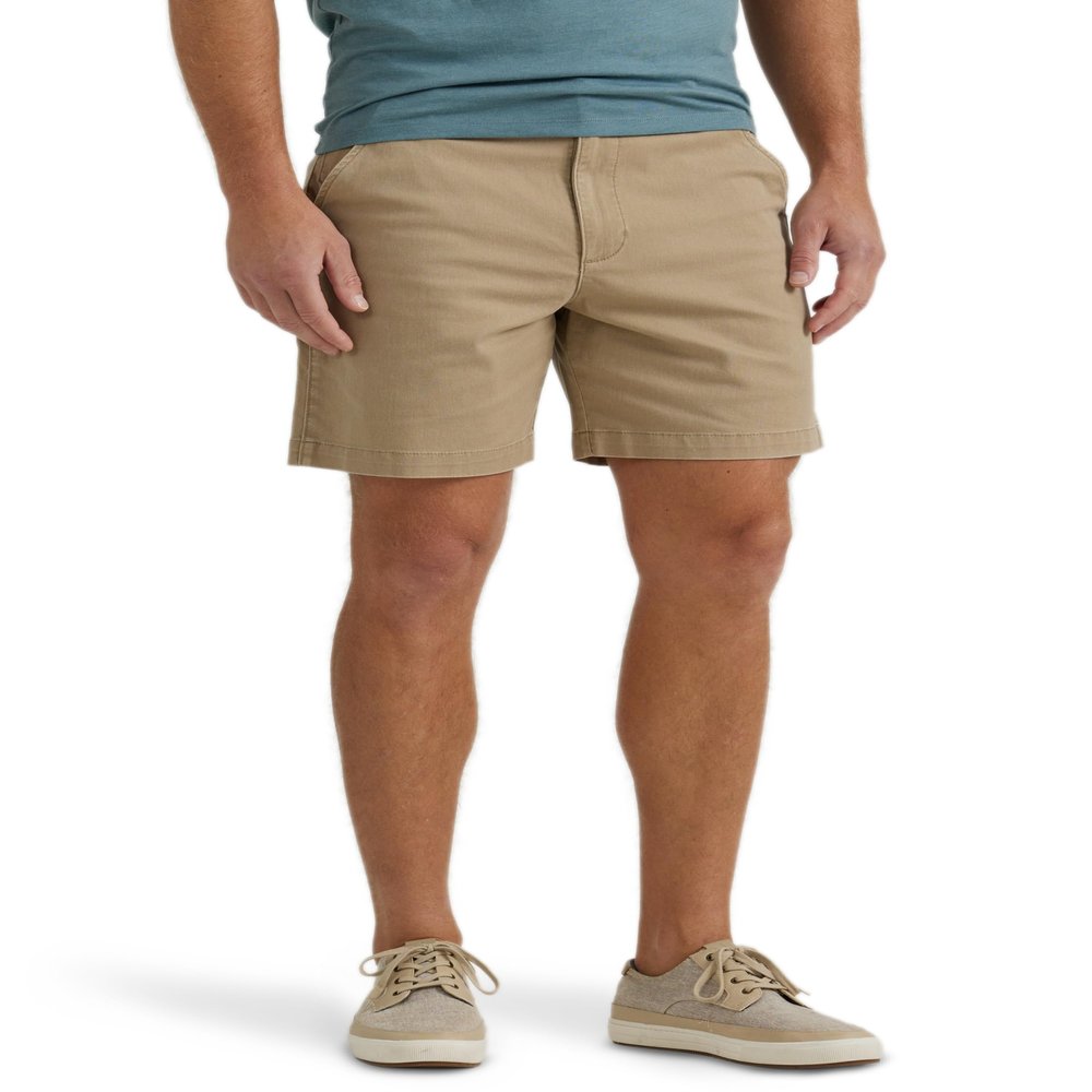 Wrangler Authentics Men's Flat Front Short, Elmwood, 38W x 9L