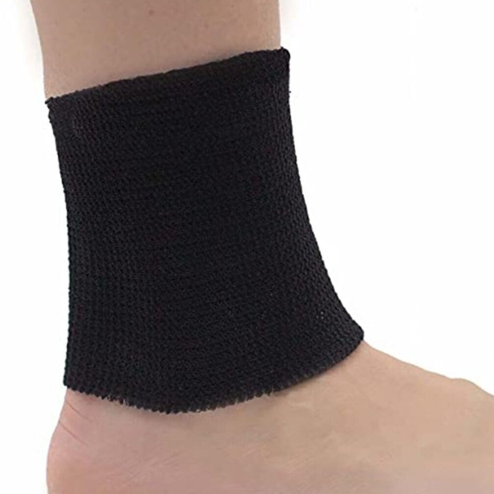 ULTECHNOVO 2pcs Ankle Protective Sleeves Elastic Ankle Supports Breathable and Wear-resistant for Roller Skating Basketball and Daily Activities Comfortable Fit for Movement
