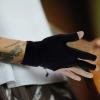 Yardwe 3pairs Billiard Gloves for Men Women Snooker Cue Sports Gloves Elastic Breathable Washable Professional Pool view 2