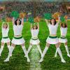 Hanaive 4 Pcs Pom Poms Cheerleading Spirited Fun Cheer Metallic Foil Handle Squad Team for Party, Sports Dance, 30 Grams Weight Each(Gold, Green) view 4