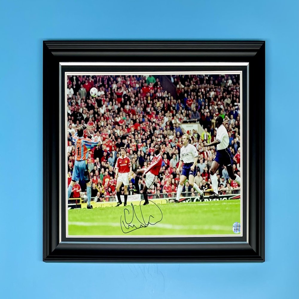 Andy Cole Signed Photo In Luxury Handmade Wooden Frame & AFTAL Member Certificate Of Authenticity Autograph Football Soccer Memorabilia Manchester United Poster Premier League