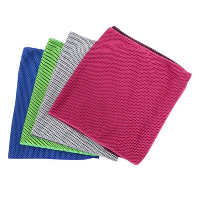 BESPORTBLE 1set Sports Towels with Carry Bag Lightweight and Towels for Working Out Yoga Beach and Outdoor Activities Grey
