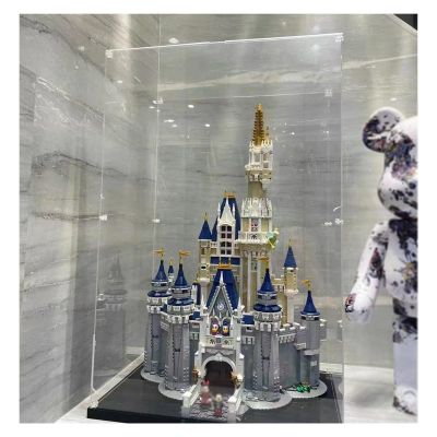 Acrylic Display Case for Toys Soccer, Model Car Clear Dustproof Protection Organizer Countertop Storage Box, Dustproof Vitrina for Action Figures ( Color : Black base , Size : 45x45x25cm/18x18x10in )