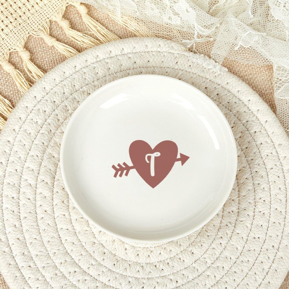 Initial Heart Ring Dish, T_Monogramed Ring Holder, Small Jewelry Tray, Letter Trinket Dish, Round Jewelry Plate, Ceramic Key Bowl, Birthday Gift for Mom Friend Sister Aunt, 4"
