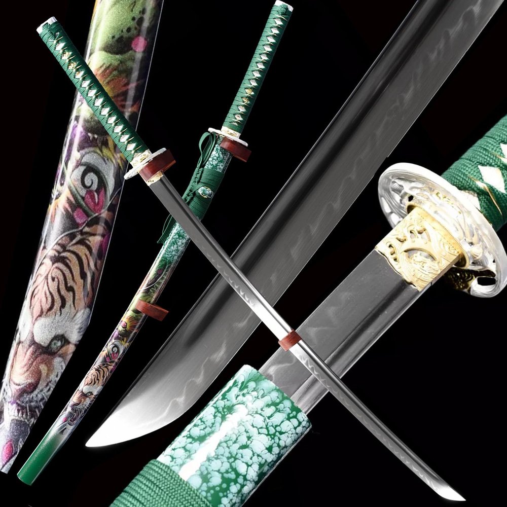HERO SWORD Handmade Clay Tempered T10 Steel Green Tiger Katana Traditional Japanese Samurai Sword Very Sharp Can Cut Trees Real Weapon Combat Ready Mantis Theme Cool Sword Best Gift for Men