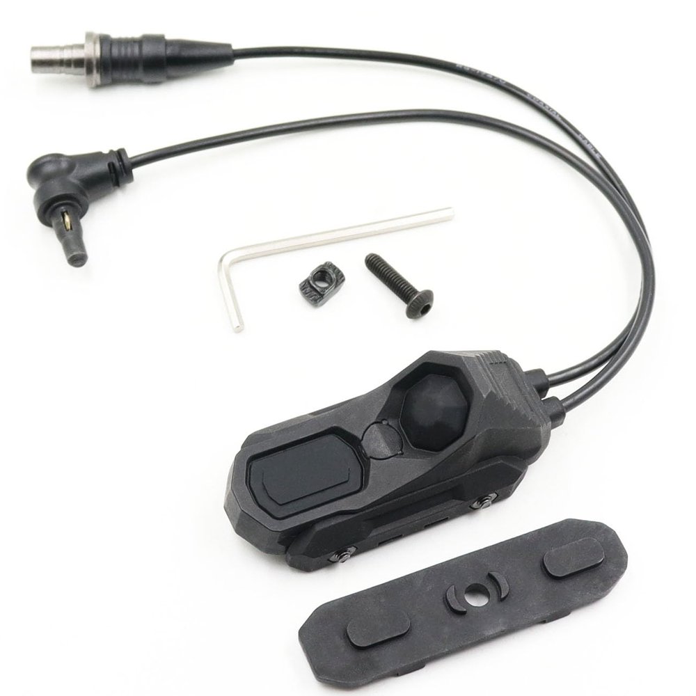 LThyzszb Tactical Dual Remote Pressure Switch Compatible with Crane Laser & SF M300/340/M600/640DF Weapon Lights and Lasers (Crane Laser Plug-Black)