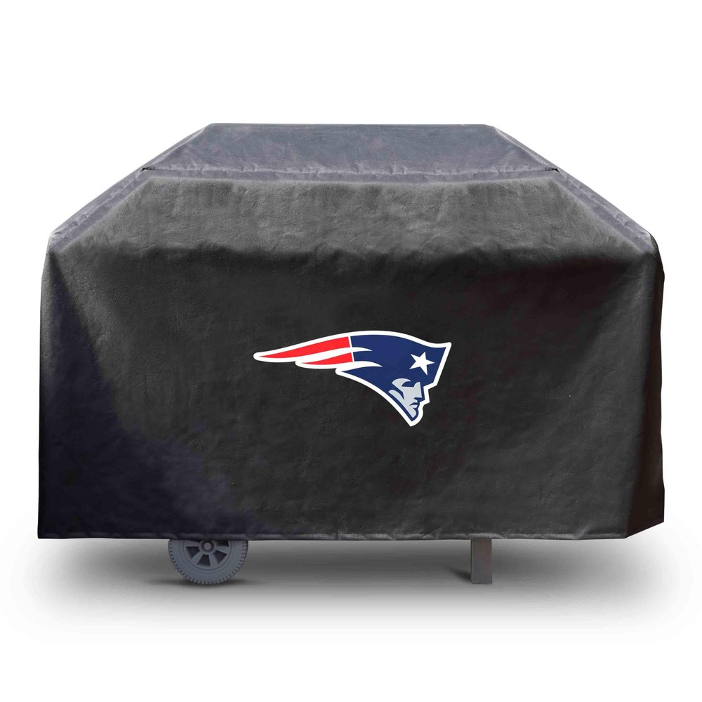 FANMATS 41143 NFL - New England Patriots Rectangular Black Grill Cover - Fits 3 and 4 Burner Grills - 68in x 21in x 35in
