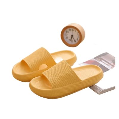 HEXEH Ladies Sandals and Slippers Fashion Personality Slippers Female Summer Indoor Home Bathing Bathroom Couple Thick Bottom Sandals Men Slippers Shower Slippers (Color : Yellow, Size : 38/39)