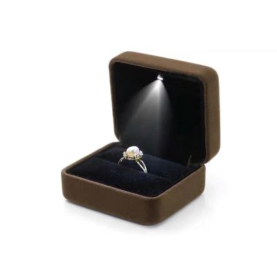 RWKGIEIK Led Ring Box With Light Wedding Pair Ring Jewelry Box Black Stud Box Velvet Cloth Jewelry Box, khaki (coffee).