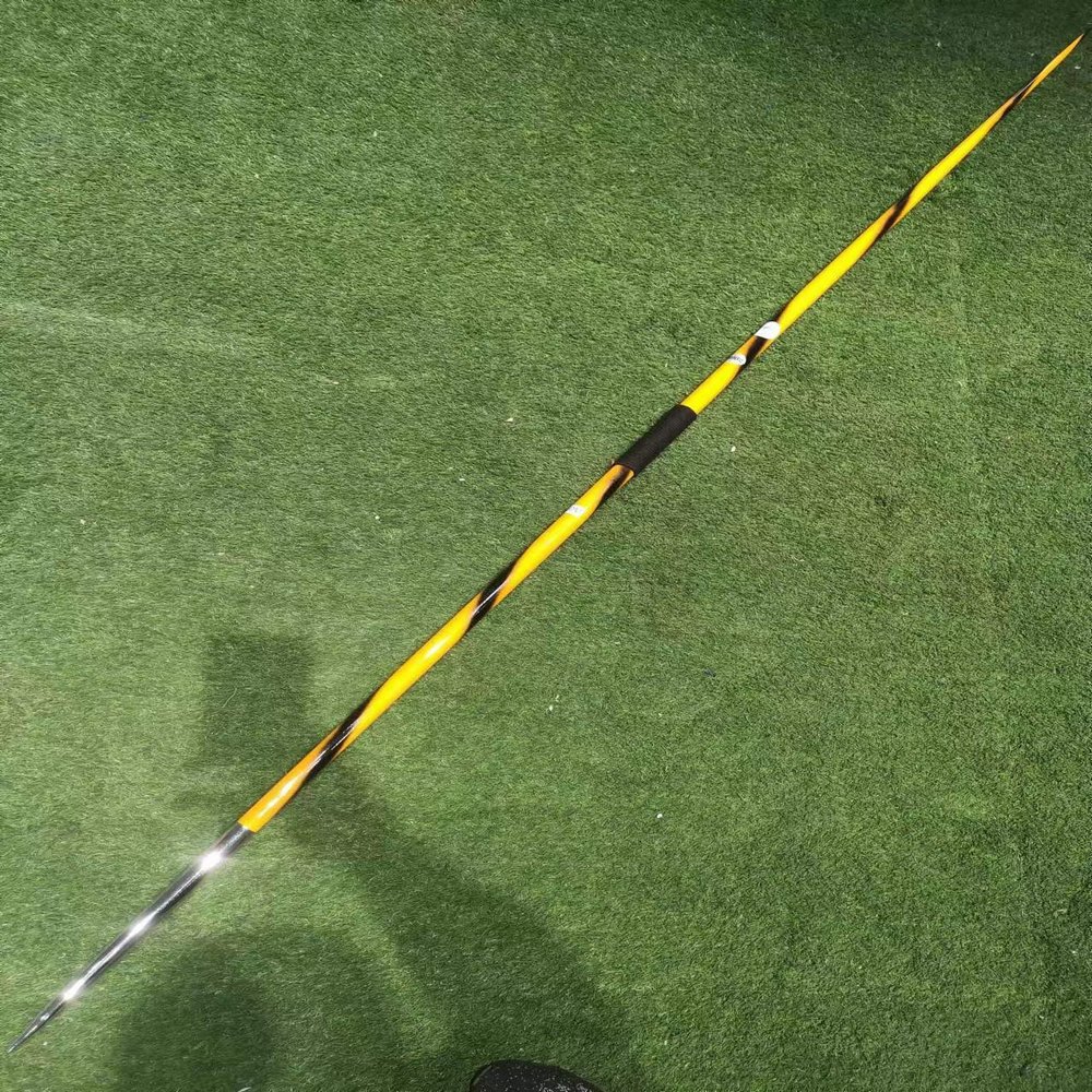 800g Mountainsports Javelin. Suitable for Beginners as Well as Intermediate and Advanced throwers. They can be Used for Training and Competition. Durable, Sturdy and Affordable