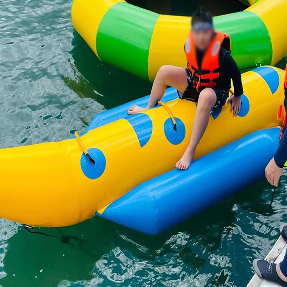 majuingg Inflatable Water Flying Fish Banana Boat, Rotating Boat Sea Motor Boat Towing Inflatable Toy, Single Row 3 People, Large