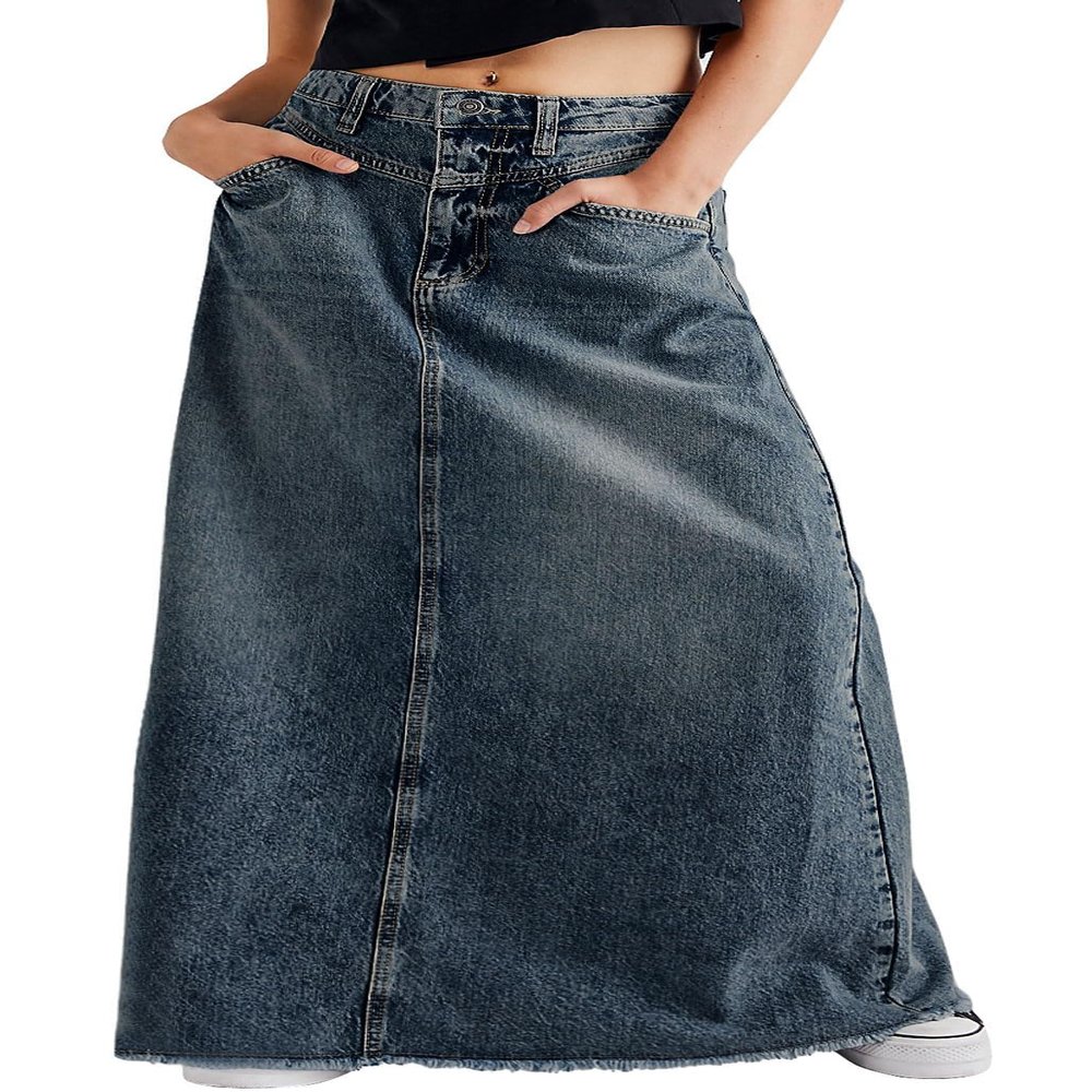 chouyatou Women's Vintage A-Line Frayed Maxi Denim Skirt Distressed High Waist Long Jean Skirt (XX-Large, Blue)