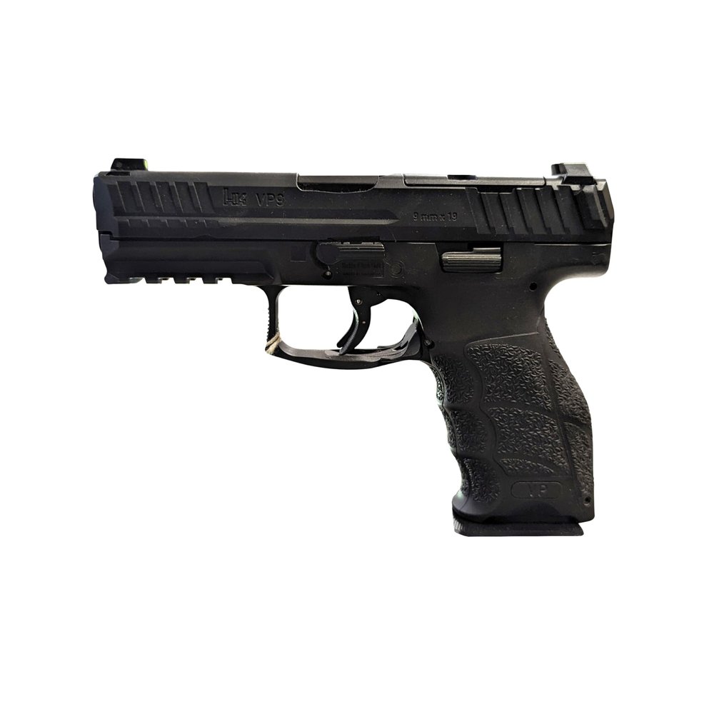 Hammy3DPrints Mount for HK VP9 / P30 / P2000 - Wall | Pistol Holder Handgun Storage Rack (Facing Left, Drywall Anchors with Screws)