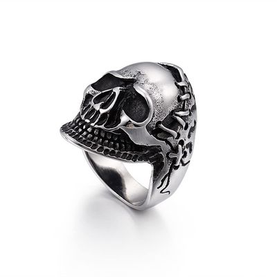 KUAIOUU Jewelry Men's Ring Men's Skull Rings Retro Trend Jewelry Hip-Hop Style Men's Stainless Steel Rings Personalized Fashion Jewelry(10#)