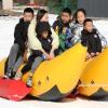 Hlixzoy Water Surfing Inflatable Banana Boat, Water Park Amusement Equipment and Multi-Person Flying Fish Inflatable PVC Kayak, Suitable for Adults and Children,5 People view 2