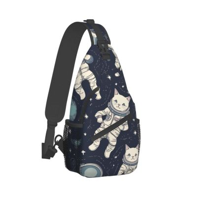 VTCTOASY Sling Bag for Women Men Crossbody Bag Small Sling Backpack Fun cat Astronaut Chest Bag Hiking Daypack