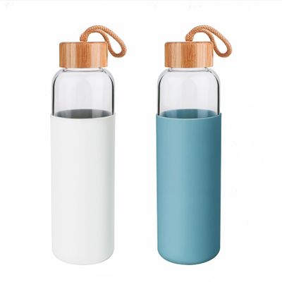 Lily's Home Borosilicate Glass Water Bottles Set of 2 - Glass Water Bottle Set. (18 oz) Glass Bottles with Lids (Bamboo, Leakproof Seal), BPA Free, Silicone Sleeves to Avoid Drops & Bumps