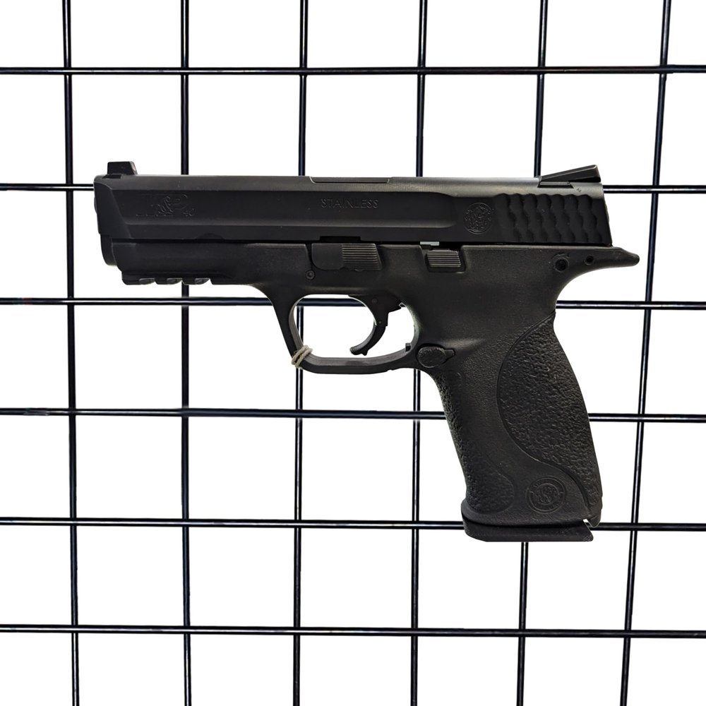Hammy3DPrints Mount for S&W M&P 10mm - Gridwall | Pistol Holder Handgun Storage Rack (Facing Right)
