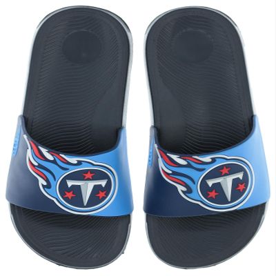 FOCO Men's NFL Big Logo Raised Slide, Tennessee Titans, Medium