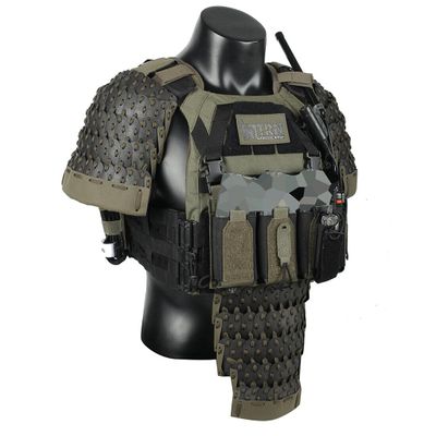 Tactical Armor Set, 1Pair Shoulder Armor, 1Pair Arm Guards, 1Pcs Crotch Protector 500D Tactical Gear Medieval Samurai Combat Armor Protector for Cosplay (Without Vest)