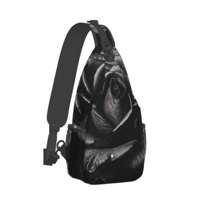 WSOIHFEC Sling Bag for Women Men Chest Bag Black Rose Crossbody Bag Small Sling Backpack Fanny Packs Hiking Daypack