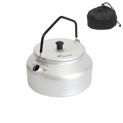 RUNGEASINI 900ml Camping Kettle Aluminum Alloy Coffee & Tea Pot Outdoor Camping Portable Boiling Water Jug Lightweight Picnic Traveling Teakettle with Folding Handle & Storage Bag (Silver)