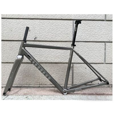 HIMALO Aluminum Alloy Road Bike Frameset 700C Disc Brake Frame + Carbon Fork 12X100mm/12X142mm Thru Axle Frame Set 44/47/50/53/56CM BSA68(Silver,53cm)