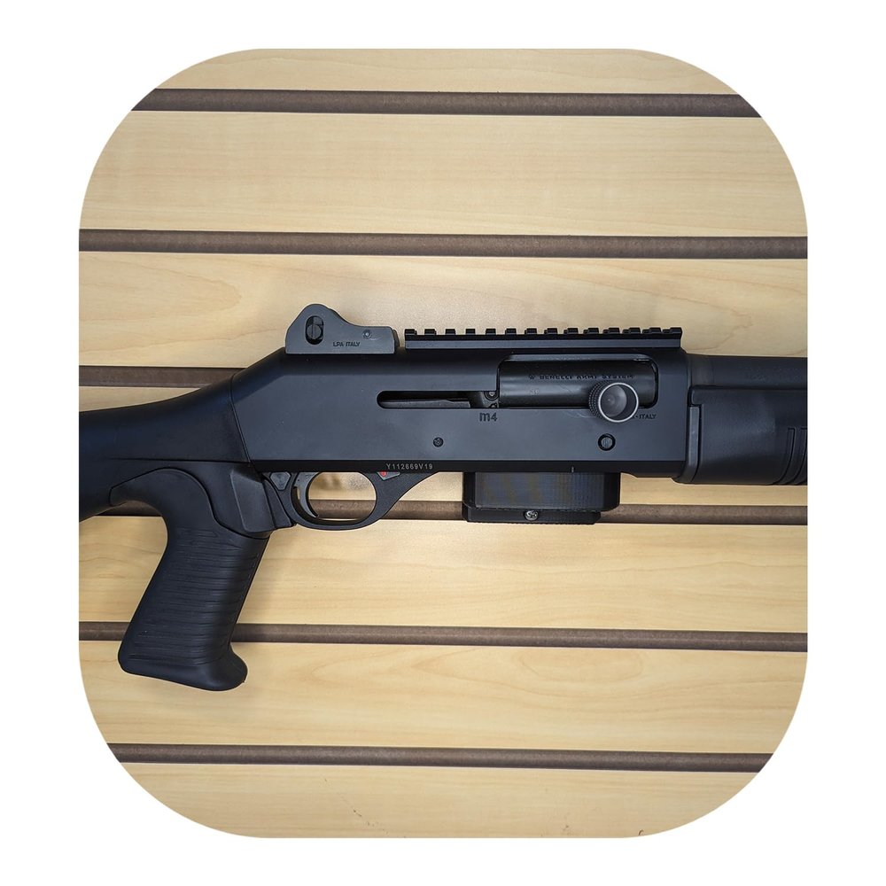 Hammy3DPrints Mount for Benelli M4 12 Gauge - Slatwall | Shotgun Holder Handgun Storage Rack (HoldUp Disp., Facing Right)